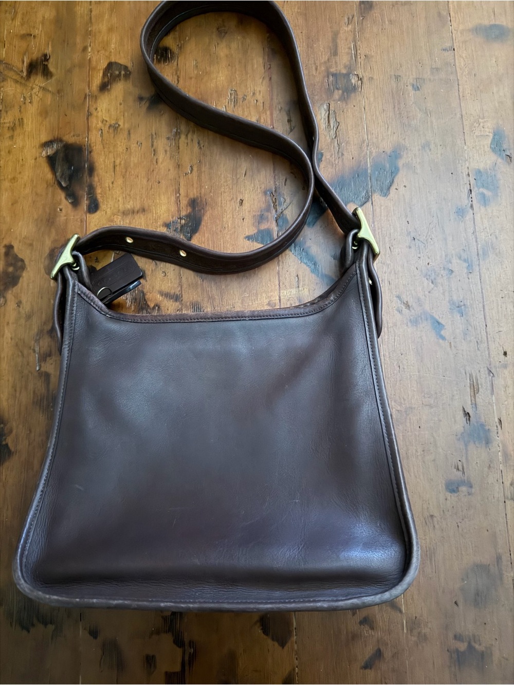 Coach Brown Leather Shoulder Bag with Gold Hardware - Picture 9 of 11